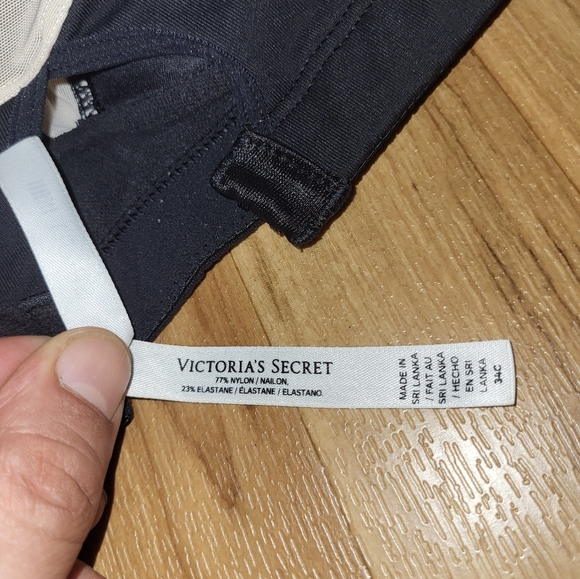 Victoria secret “x very sexy sport ” sports bra in monochrome 34C Black - Picture 9 of 9